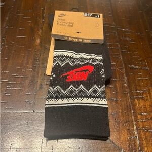 Nike Dri-Fit Everyday Essential Black Unisex Crew Socks